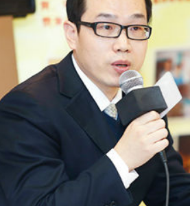吕孝权律师
